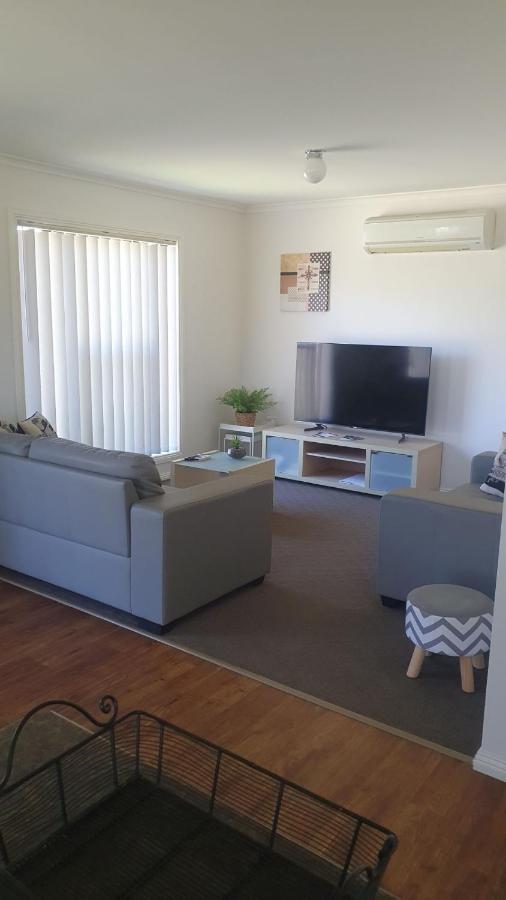 Dbj Holiday Units Mulwala Buitenkant foto